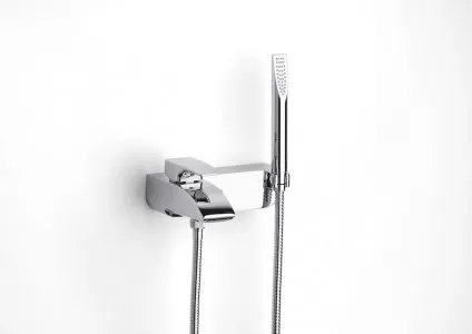 смеситель THESIS ванна / душ настенный однорычажный с душевым комплектом  ( хром ) 